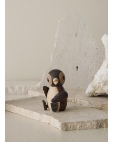 Snow Baby penguin, Figurine en bois par Chresten Sommer, Spring Copenhagen